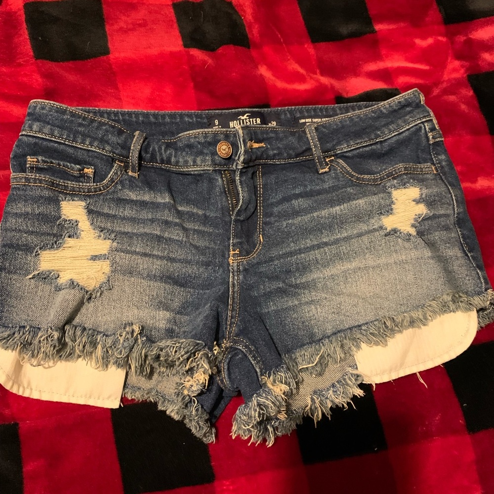 Hollister shorts size 9.